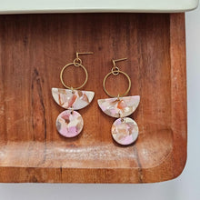 Load image into Gallery viewer, Wren Earrrings - Peachy Pink
