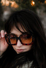 Load image into Gallery viewer, Tortoise Megan Oversized Gradient Sunglasses

