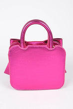 Cargar imagen en el visor de la galería, Metallic Bow Tie Top Handle Swing Bag
