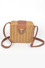 Cargar imagen en el visor de la galería, Straw Weaved Box Swing Bag
