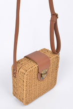 Cargar imagen en el visor de la galería, Straw Weaved Box Swing Bag
