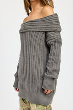 Load image into Gallery viewer, OVERSIZED OFF SHOULDER SWEATER
