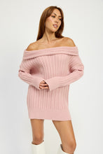 Load image into Gallery viewer, OVERSIZED OFF SHOULDER SWEATER
