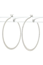 Cargar imagen en el visor de la galería, 60MM Textured Fashion Hoop Earrings
