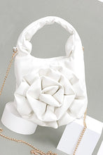 Cargar imagen en el visor de la galería, Pleated Flower Top Handle Clutch
