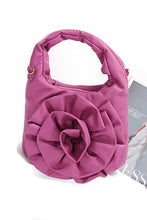 Cargar imagen en el visor de la galería, Pleated Flower Top Handle Clutch

