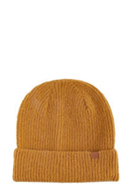 Cargar imagen en el visor de la galería, Solid Rib Beanie with Leather Tab
