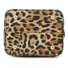Cargar imagen en el visor de la galería, Leopard Frame Crossbody Satchel

