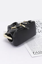 Cargar imagen en el visor de la galería, Iconic Leather Jacket Swing Bag
