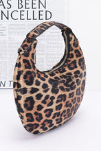 Cargar imagen en el visor de la galería, Leopard Print Top Handle Circle Swing Bag
