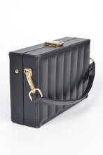 Cargar imagen en el visor de la galería, Embossed Box Top Handle Clutch Bag
