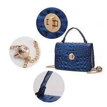 Cargar imagen en el visor de la galería, MKF Mae Shoulder Bag by Mia K.
