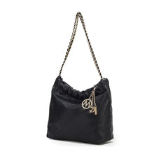 Cargar imagen en el visor de la galería, MKF Celestine Quilted Shoulder Bag by Mia K
