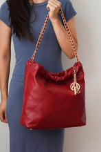 Cargar imagen en el visor de la galería, MKF Celestine Quilted Shoulder Bag by Mia K
