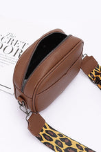 Cargar imagen en el visor de la galería, Leopard Webbing Guitar Strap Crossbody Camera Bag
