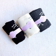 Cargar imagen en el visor de la galería, Lovely Bows Around Socks Set Of 3
