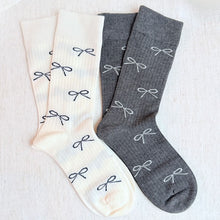 Cargar imagen en el visor de la galería, Bow Minimalist Socks Set Of 2
