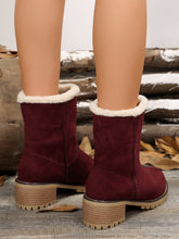 Cargar imagen en el visor de la galería, Thermal Fuzzy Block Heel Boots
