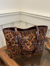 Cargar imagen en el visor de la galería, Leopard Polyester Tote Bag
