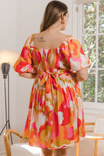 Cargar imagen en el visor de la galería, ODDI Full Size Printed Tied Back Short Sleeve Mini Dress
