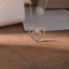 Cargar imagen en el visor de la galería, Heart Shape Inlaid Zircon 925 Sterling Silver Necklace
