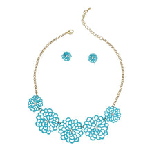 Cargar imagen en el visor de la galería, Turquoise Matte Metal Cut Out Flower Necklace
