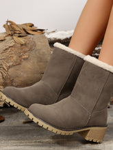 Cargar imagen en el visor de la galería, Thermal Fuzzy Block Heel Boots

