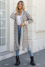 Cargar imagen en el visor de la galería, Multicolored Open Front Fringe Hem Cardigan
