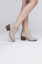 Load image into Gallery viewer, VROOM Ankle Booties
