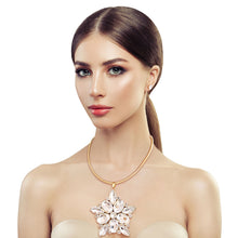 Load image into Gallery viewer, Gold Oval Crystal Pendant Necklace
