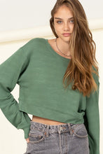 Cargar imagen en el visor de la galería, Soul Mate Drop-Shoulder Cropped Sweatshirt
