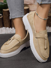 Cargar imagen en el visor de la galería, Round Toe Flat Slip-Ons

