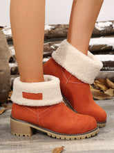 Cargar imagen en el visor de la galería, Thermal Fuzzy Block Heel Boots
