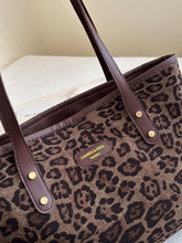 Cargar imagen en el visor de la galería, Leopard Polyester Tote Bag
