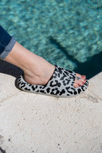 Load image into Gallery viewer, Gray Leopard Insanely  Comfortable Slides
