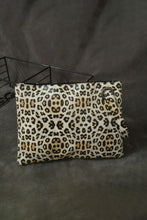 Load image into Gallery viewer, Leopard PU Leather Clutch
