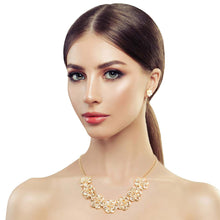 Load image into Gallery viewer, Gold Glass 3D Flower Collar Set
