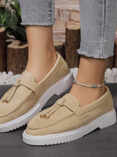 Cargar imagen en el visor de la galería, Round Toe Flat Slip-Ons
