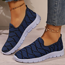 Cargar imagen en el visor de la galería, Round Toe Flat Slip-Ons

