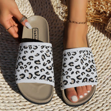 Cargar imagen en el visor de la galería, Leopard Open Toe Sandals
