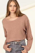 Cargar imagen en el visor de la galería, Soul Mate Drop-Shoulder Cropped Sweatshirt
