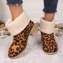 Cargar imagen en el visor de la galería, Leopard Block Heel Fuzzy Boots
