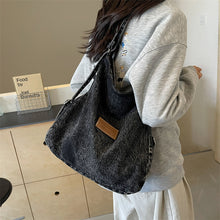 Cargar imagen en el visor de la galería, Adjustable Strap Denim Shoulder Bag
