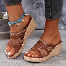 Cargar imagen en el visor de la galería, PU Leather Crisscross Wedge Sandals
