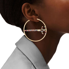 Cargar imagen en el visor de la galería, Multi Color Stone Scissor Hoops
