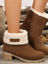 Cargar imagen en el visor de la galería, Thermal Fuzzy Block Heel Boots
