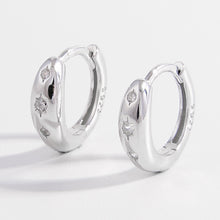 Cargar imagen en el visor de la galería, 925 Sterling Silver Inlaid Zircon Huggie Earrings
