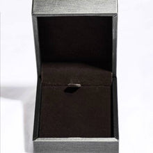Cargar imagen en el visor de la galería, Heart Shape Inlaid Zircon 925 Sterling Silver Necklace
