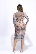 Cargar imagen en el visor de la galería, Tattoo Body Print Mesh Midi Dress

