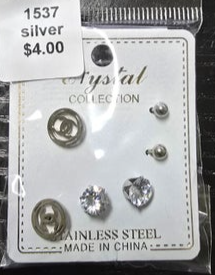 1537 - silver cc inspired earrings